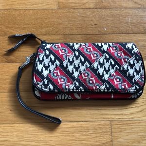 Vera Bradley Wristlet /Wallet
